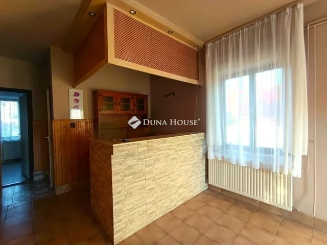 Eladó ház Erdőkertes 140 nm