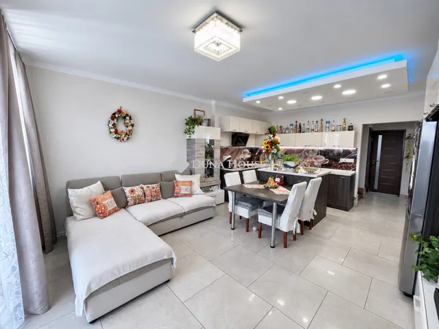 Családi ház · 6 hálószoba · 223 m² · 179.900.000 Ft