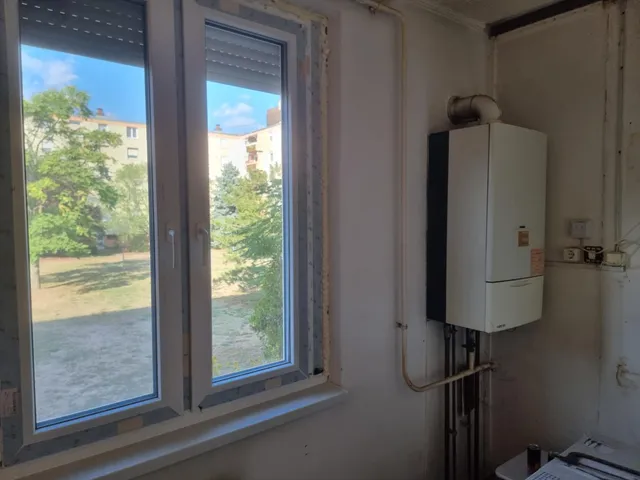 Eladó lakás Békéscsaba, Millenniumi lakótelep 50 nm