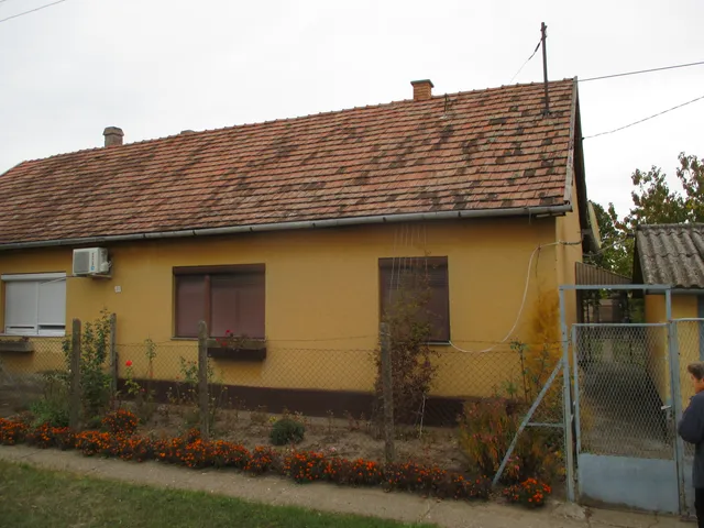 Eladó ház Mezőhegyes 62 nm