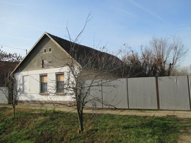 Eladó ház Elek 140 nm