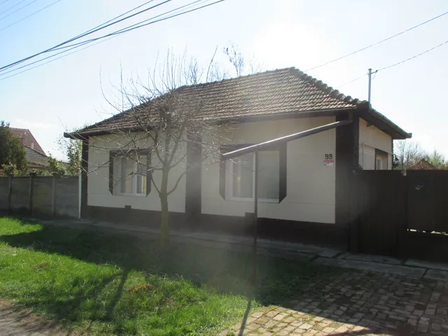 Eladó ház Mezőkovácsháza 140 nm