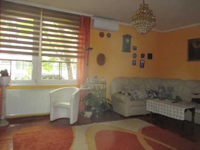 Eladó lakás Békéscsaba, Belváros 87 nm