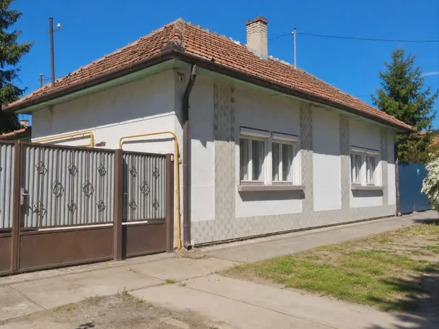 Eladó ház Békéscsaba, Belváros 160 nm