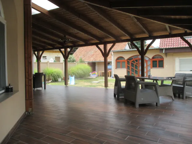 Eladó ház Békéscsaba, Erzsébethely (Jamina) 210 nm