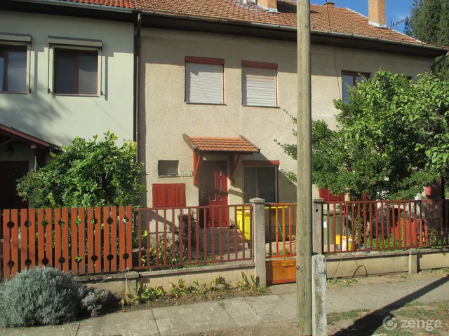 Eladó lakás Csorvás 104 nm