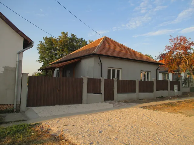 Eladó ház Csorvás 90 nm