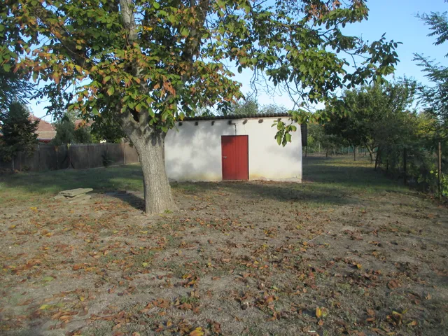 Eladó ház Battonya, Belváros 120 nm