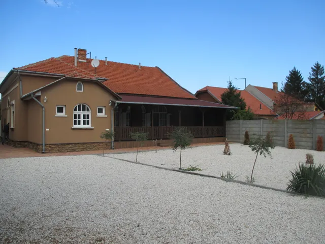 Eladó ház Békéscsaba, Belváros 164 nm