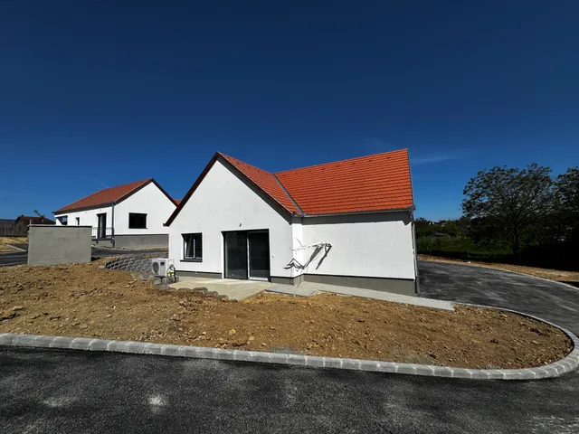 Eladó ház Nagykozár 92 nm