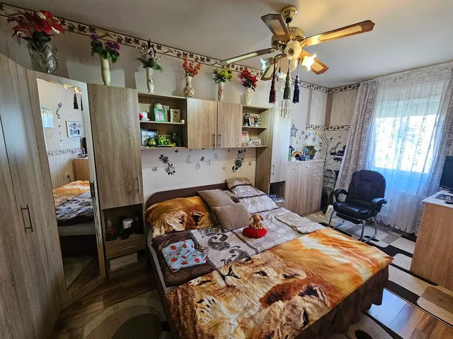 Eladó lakás Pécs, Kertváros 63 nm