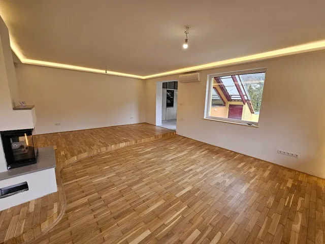 Eladó ház Pécs, Mecsekoldal 180 nm