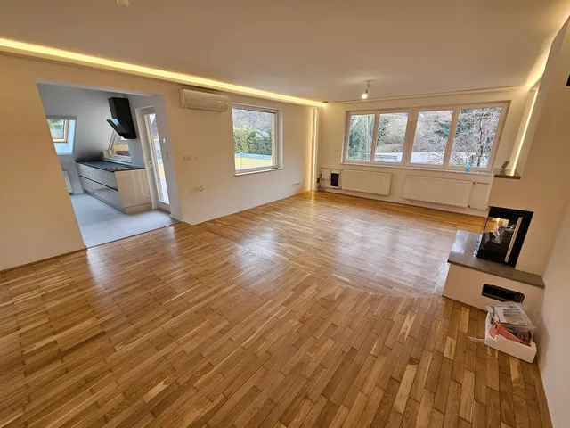 Eladó ház Pécs, Mecsekoldal 180 nm