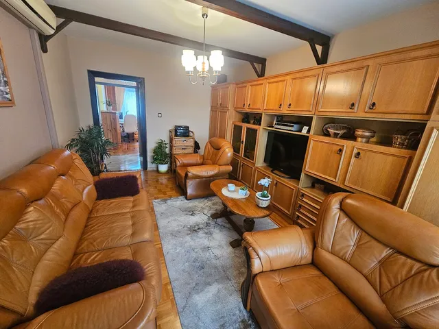 Eladó lakás Pécs, Kertváros 59 nm