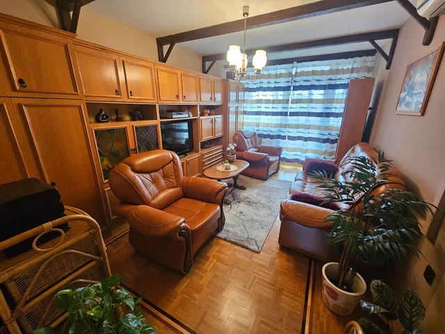 Eladó lakás Pécs, Kertváros 59 nm