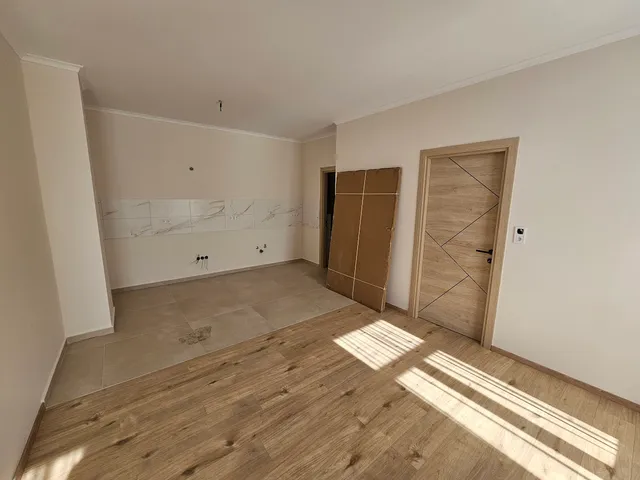 Kiadó kereskedelmi és ipari ingatlan Pécs, Tettye 48 nm