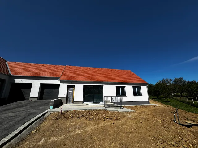 Eladó ház Nagykozár, Hunyadi utca 92 nm