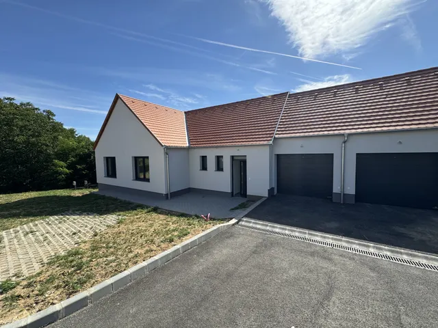 Eladó ház Nagykozár 97 nm