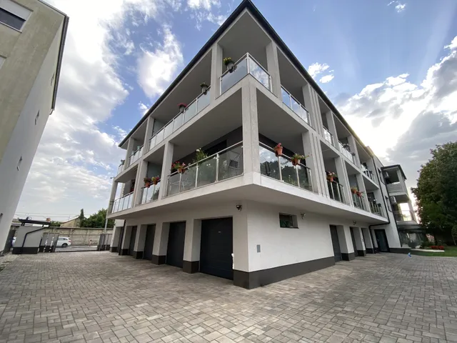 Eladó lakás Győr, Gyárváros 91 nm