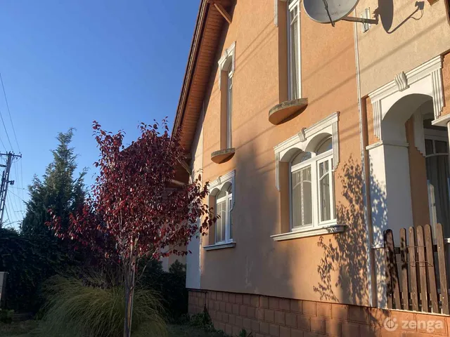 Eladó ház Pusztaszemes 140 nm