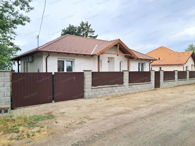 Eladó ház Erdőkertes, Nyíres 110 nm