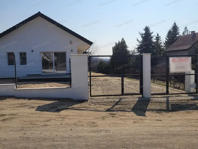 Eladó ház Erdőkertes, Nyíres 77 nm