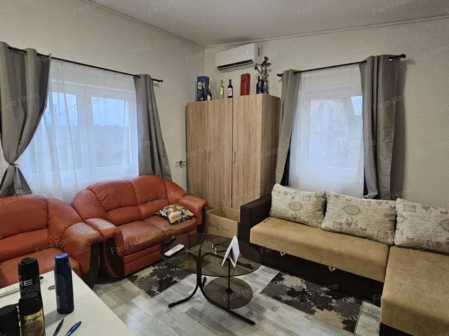 Eladó ház Mogyoród 30 nm