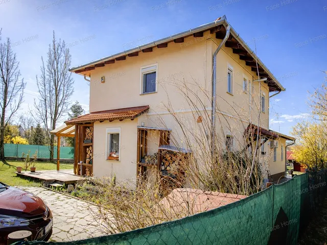 Eladó ház Veresegyház, Hegyek 102 nm