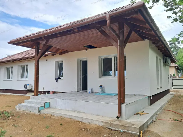 Eladó ház Erdőkertes, Kilencholdas 109 nm