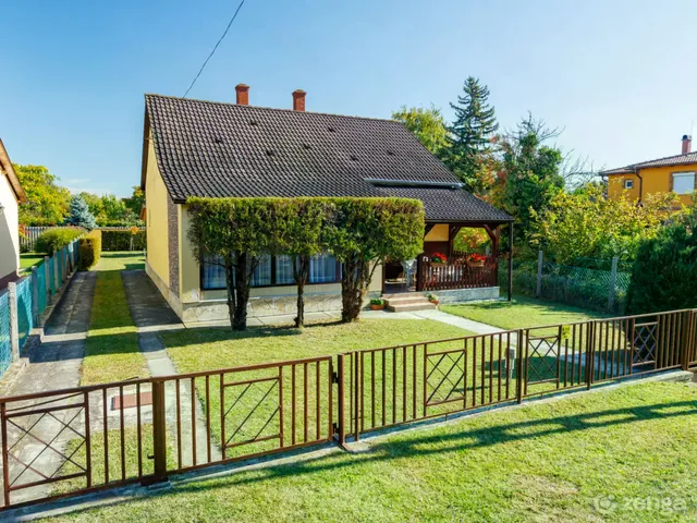 Eladó ház Balatonfenyves 110 nm