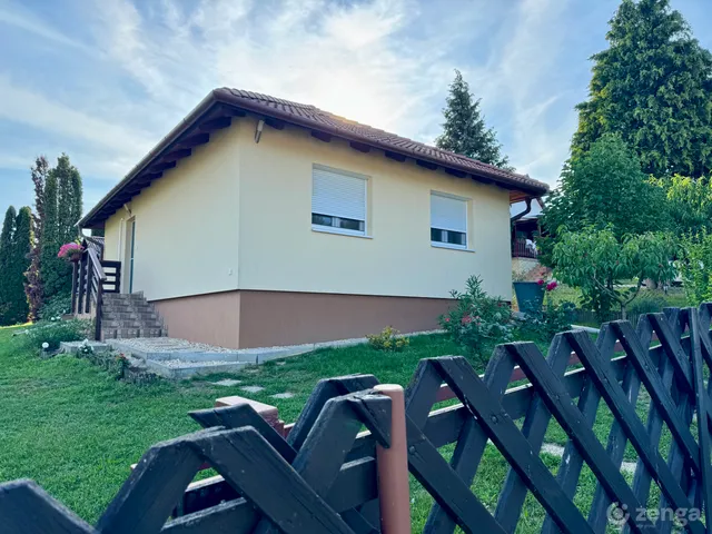 Eladó ház Tatabánya, Turuloldal 70 nm