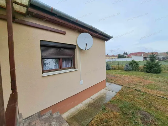 Eladó ház Újdombrád 82 nm