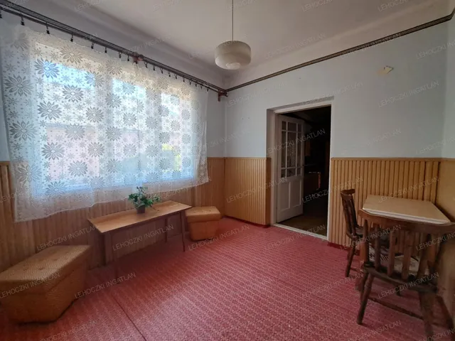 Eladó ház Buj 74 nm