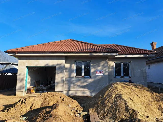 Eladó ház Nyíregyháza, Hímes 83 nm