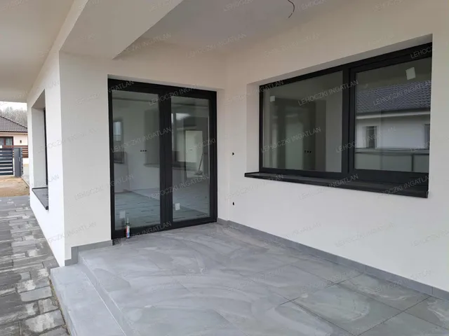 Eladó ház Nyíregyháza, Oros 170 nm