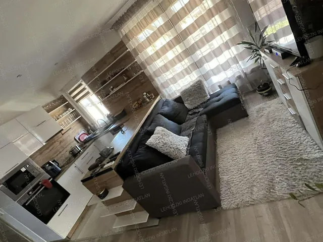 Eladó ház Nyíregyháza, Oros 90 nm