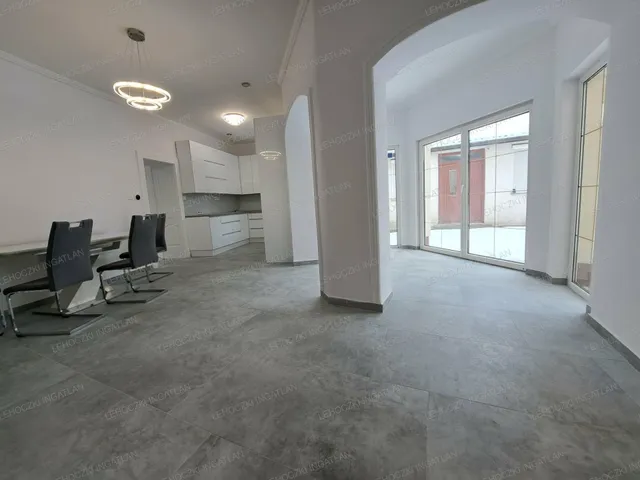 Eladó ház Nyíregyháza, Belváros 156 nm