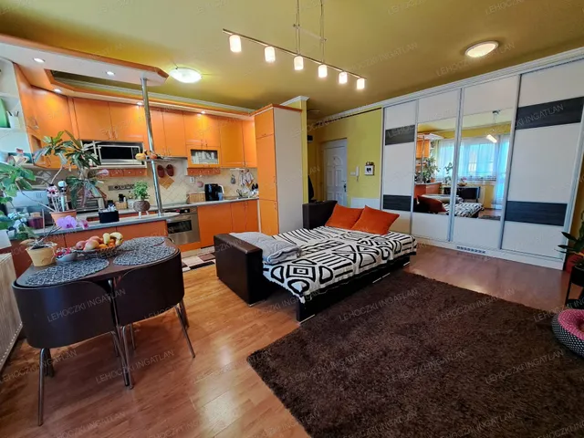 Eladó lakás Nyíregyháza, Korányi-kertváros 77 nm