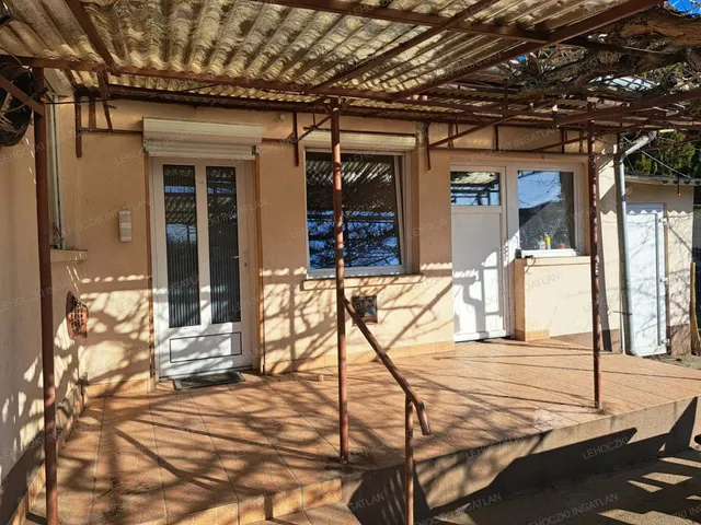 Eladó ház Biri 67 nm