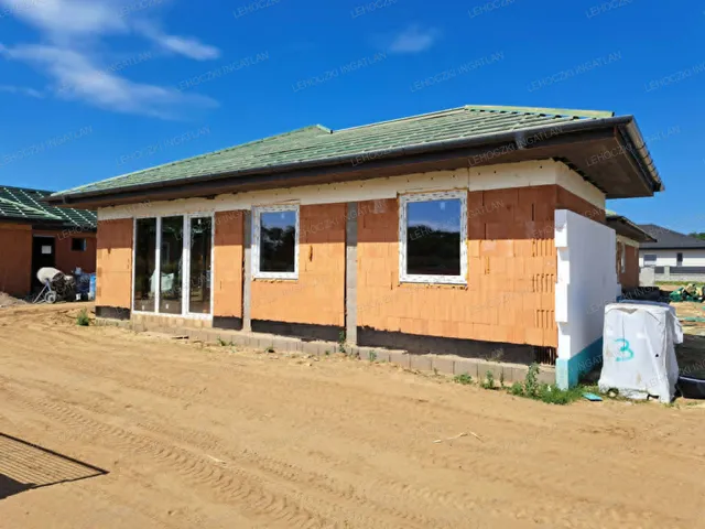 Eladó ház Nyíregyháza, Oros 113 nm
