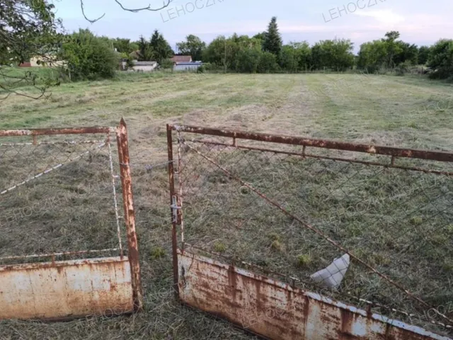 Eladó telek Nyíregyháza 1510 nm