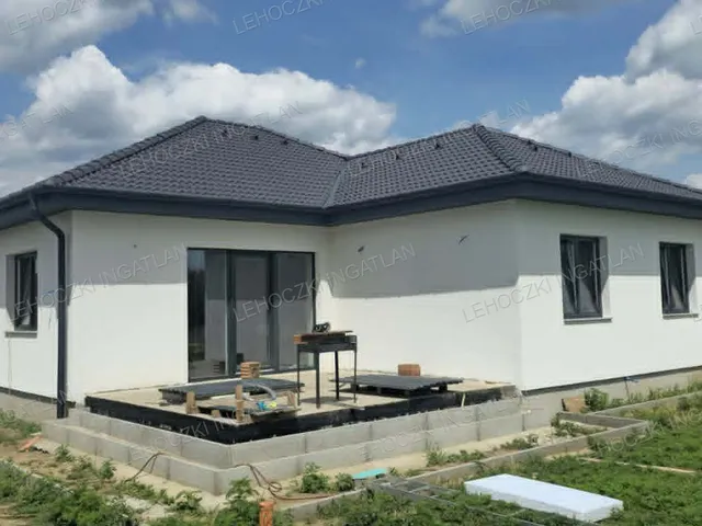 Eladó ház Nyíregyháza, Oros 148 nm