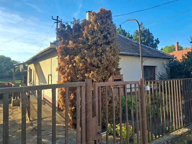 Eladó ház Nyíregyháza, Oros 64 nm