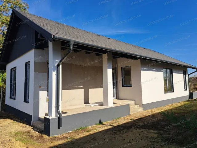 Eladó ház Nyíregyháza, Oros 98 nm