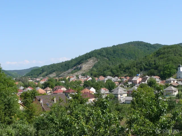 Eladó mezőgazdasági ingatlan Istenmezeje 450000 nm