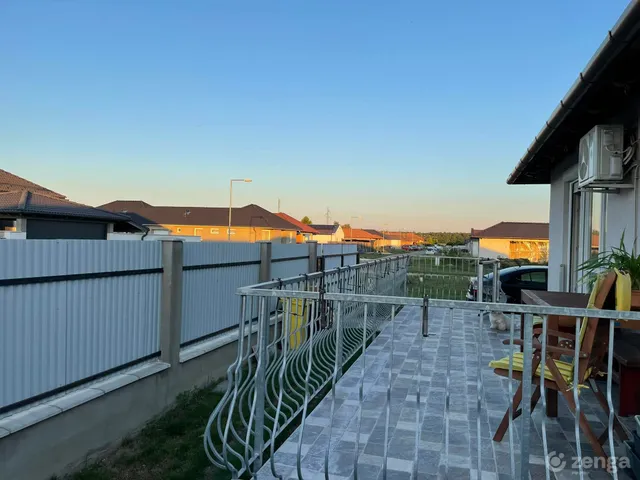 Eladó ház Felsőpakony 75 nm