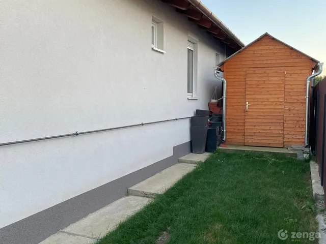 Eladó ház Felsőpakony 75 nm