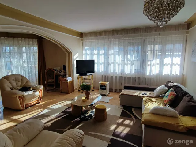 Eladó ház Debrecen 190 nm