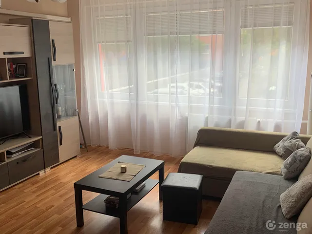 Eladó lakás Budapest X. kerület, Újhegy 50 nm