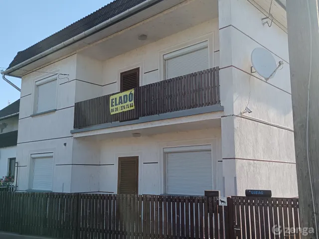 Eladó ház Karcag, Mészáros utca 2/A 284 nm